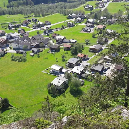 Haus Carmen, Familienfreundliche 4 Edelweiss Mit Einrichtung Apartamento