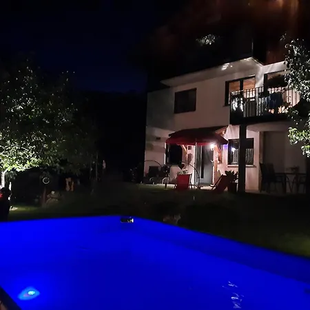 Apartment Haus Carmen, Familienfreundliche 4 Edelweiss Mit Einrichtung *
